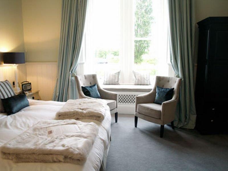 The Bell Hotel Sandwich Bagian luar foto